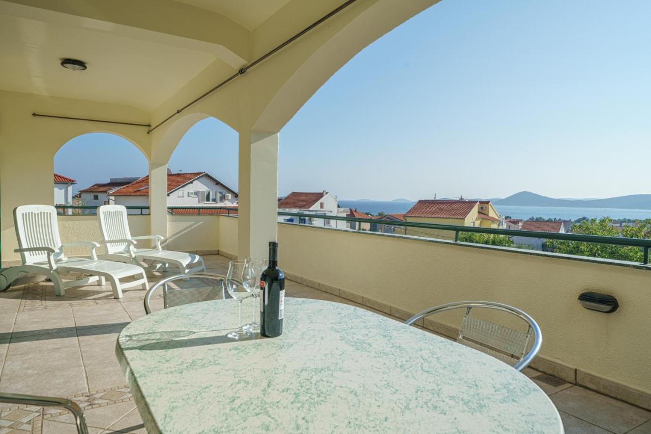 Villa David Vodice Kültér fotó
